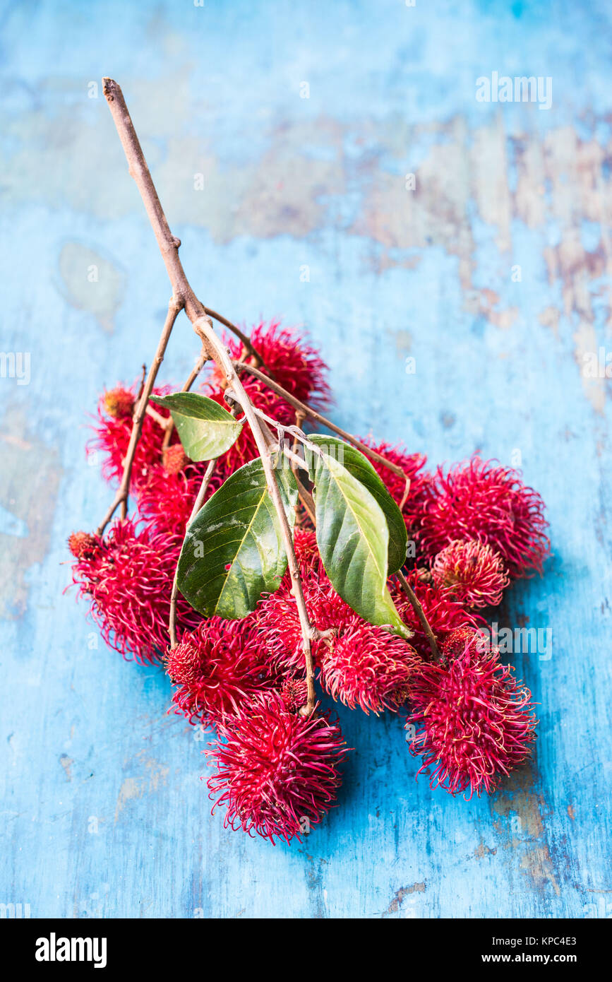 Ramboutan (nephelium lappaceum) ou le litchi poilu. Banque D'Images