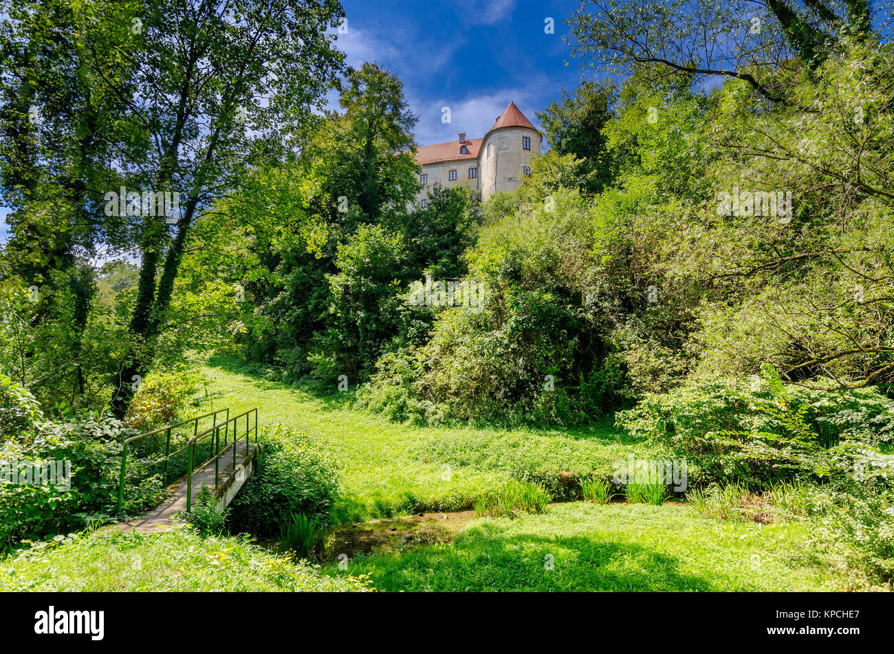 Château du xve siècle, siège du musée régional, Ville de Metlika, Bela Krajina (Blanc Carniola) région, la Slovénie, l'Europe. Banque D'Images