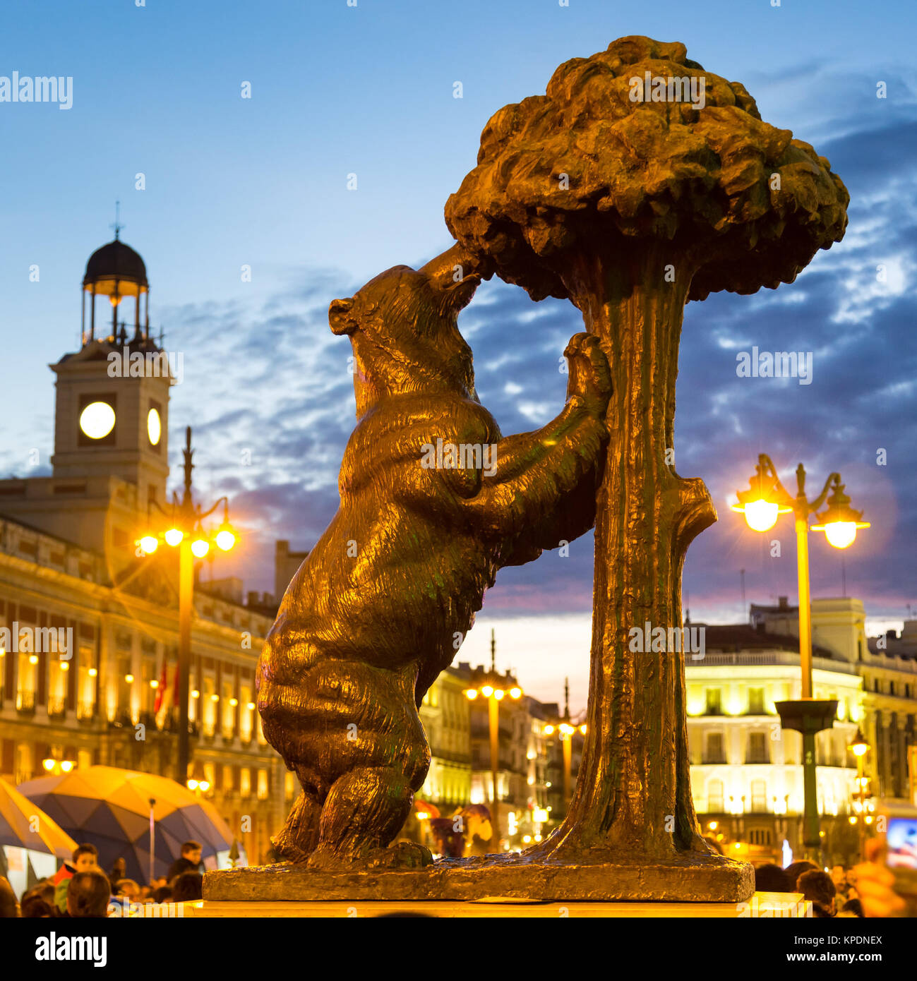 Statue de porter sur la Puerta del Sol, Madrid, Espagne. Banque D'Images