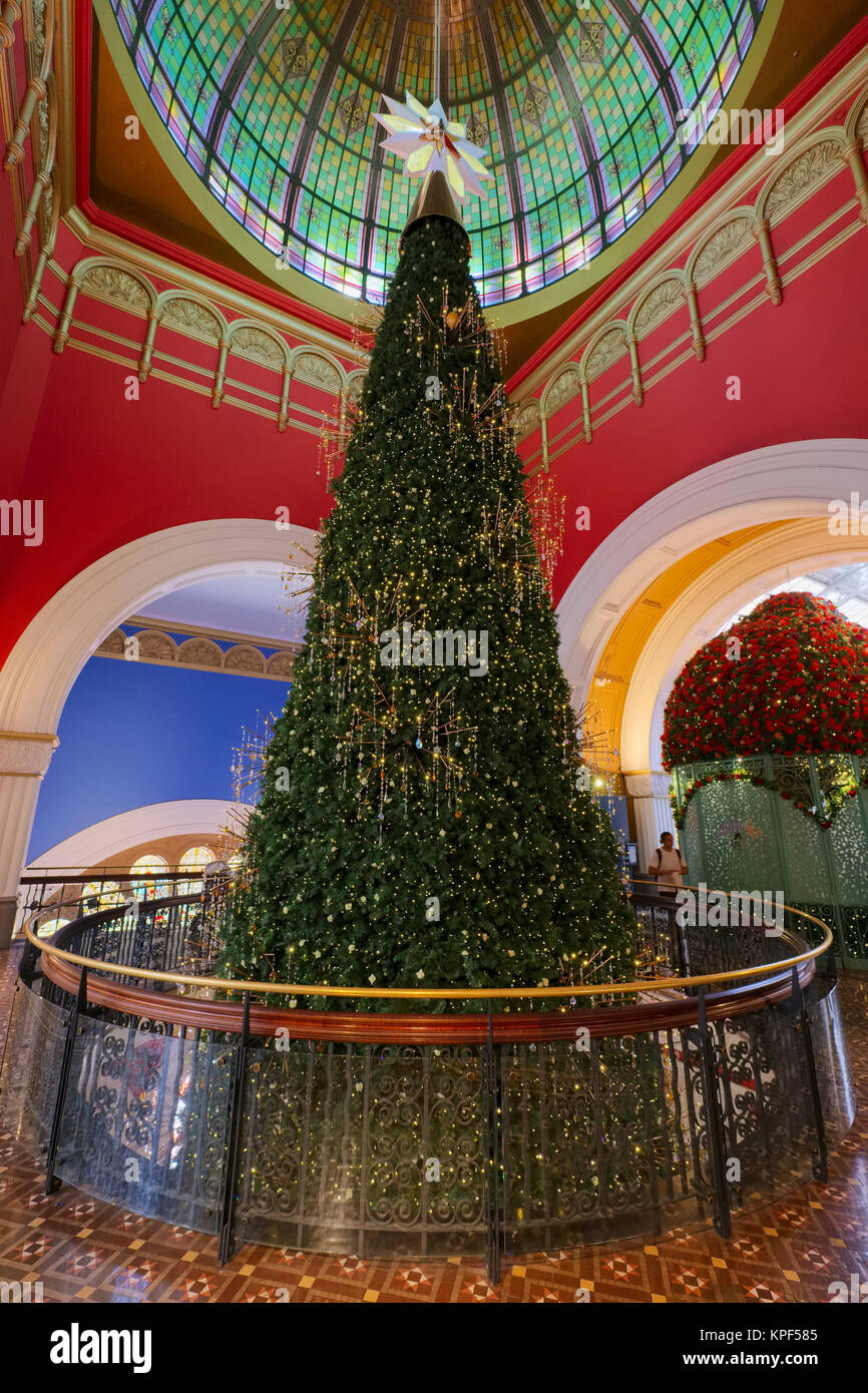 Arbre de Noël Swarovski QVB au Queen Victoria Building, Sydney, New South Wales, Australia Banque D'Images