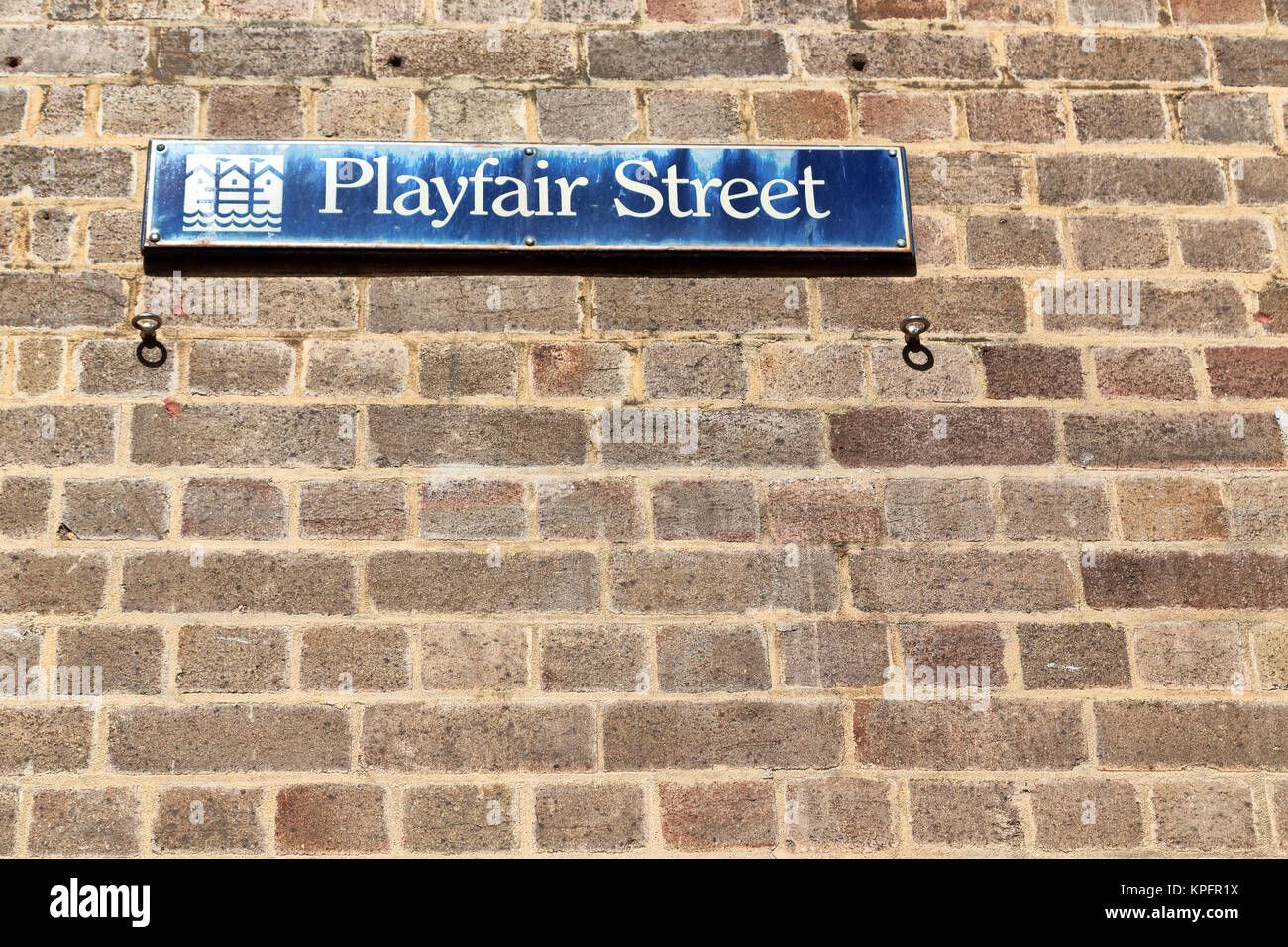 Sidney en Australie le signe de playfair street dans le mur Banque D'Images