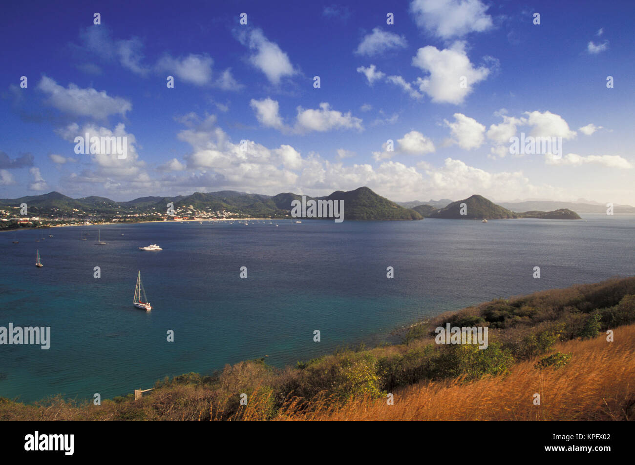 Caribbean, Saint Lucia, Rodney Bay. Vue sur la Baie de Rodney de Pigeon Point Banque D'Images