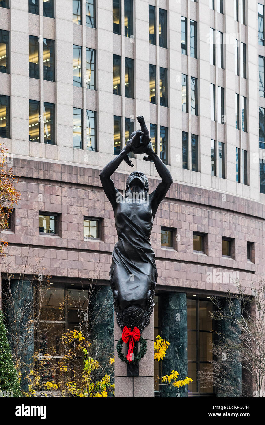 'L'Avenir' Statue par Raymond Kaskey, Charlotte, North Carolina, USA. Banque D'Images