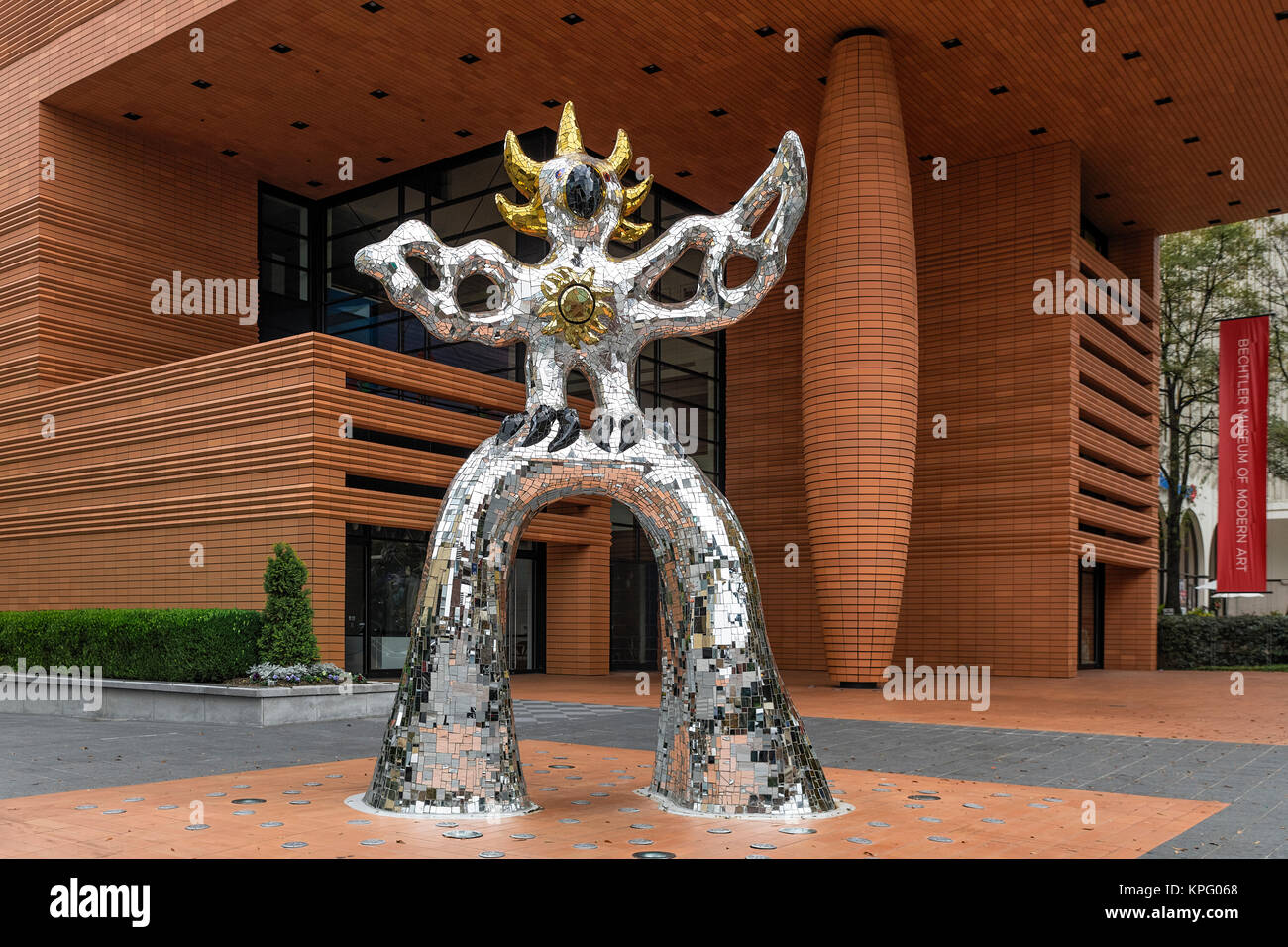 La sculpture à l'oiseau de Bechtler Museum of Modern Art, Charlotte, North Carolina, USA. Banque D'Images