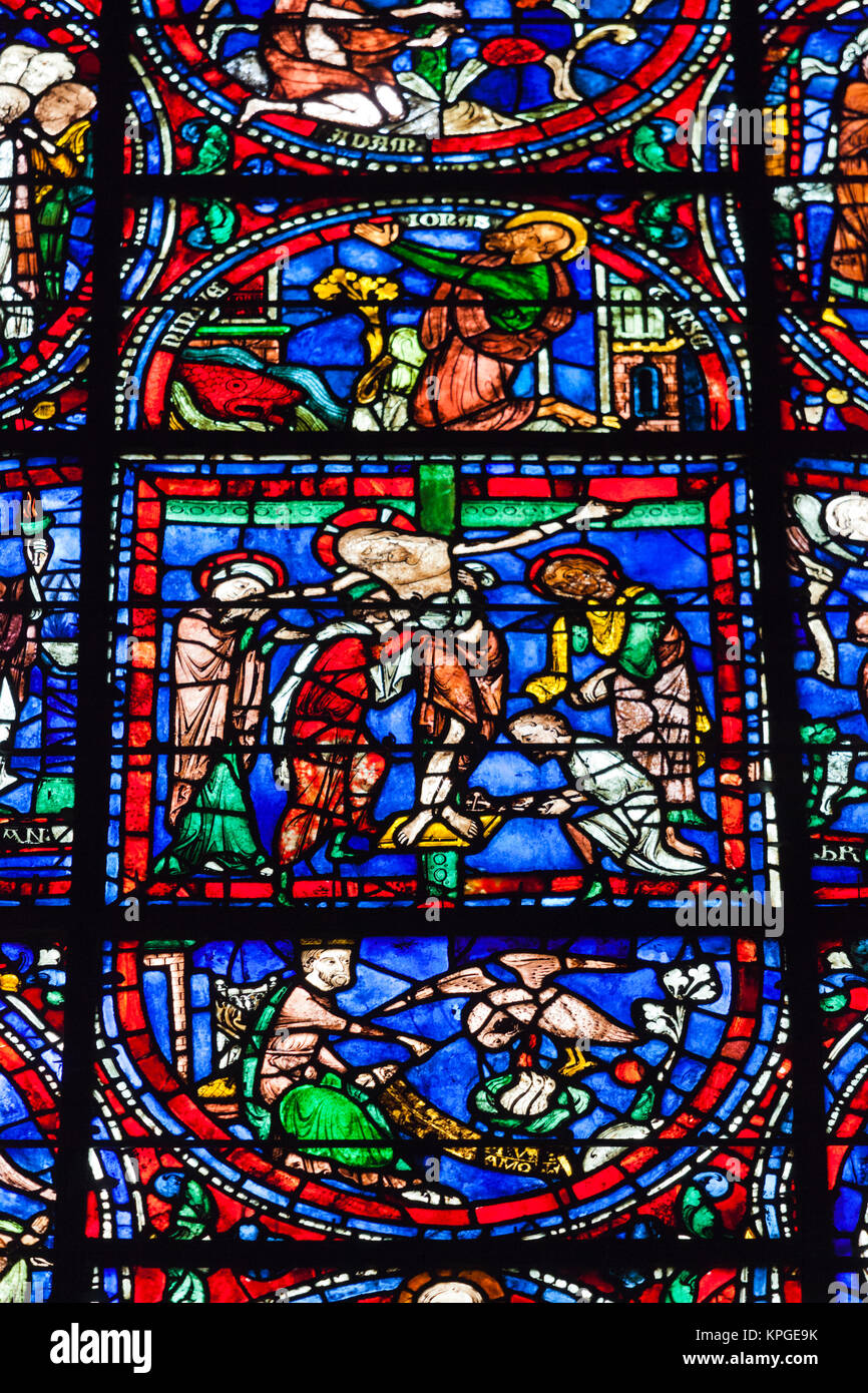 France, Centre, Eure et Loir, Chartres, La Cathédrale de Chartres, vitrail. Banque D'Images