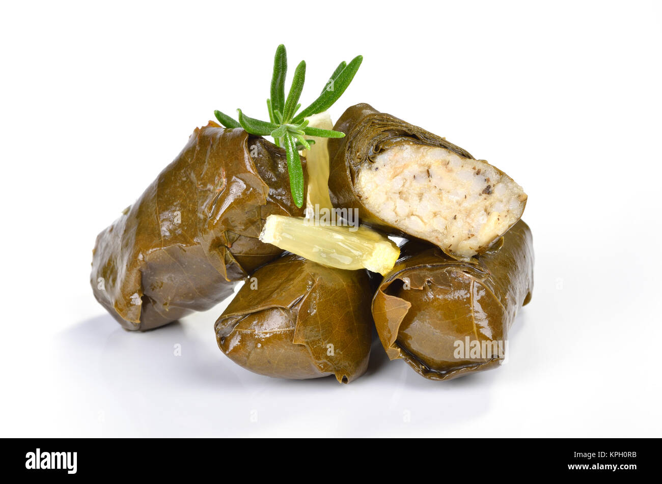 Vin Grec farcies feuilles de romarin et de citron Banque D'Images