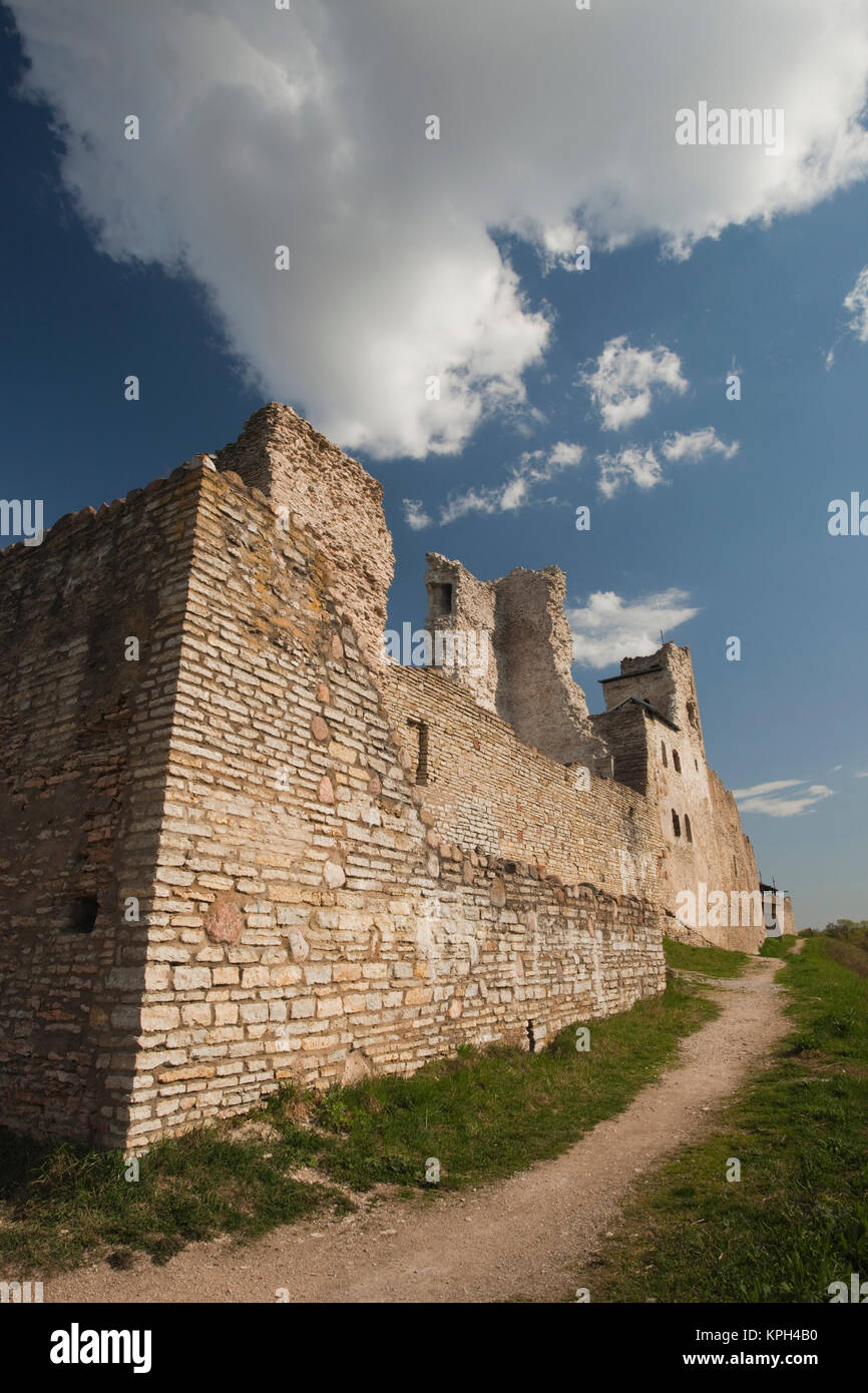 L'Estonie, le nord-est de l'Estonie, Tallinn, Tartu Château, b. 14e siècle, extérieur Banque D'Images