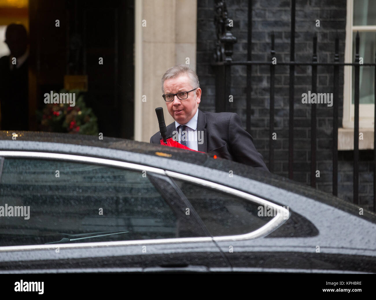 Secrétaire d'État à l'environnement, de l'Alimentation et des Affaires rurales, Michael Gove, quitte Downing Street après une réunion du cabinet Banque D'Images