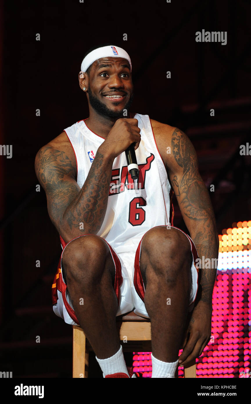 MIAMI, FL - JUILLET11 : BREAKING NEWS : Lebron James Miami feuilles et têtes de retour à Cleveland Cavaliers le 11 juillet 2014 NOTE DU RÉDACTEUR : Orig photo prise 2009 Contact : Lebron James Banque D'Images