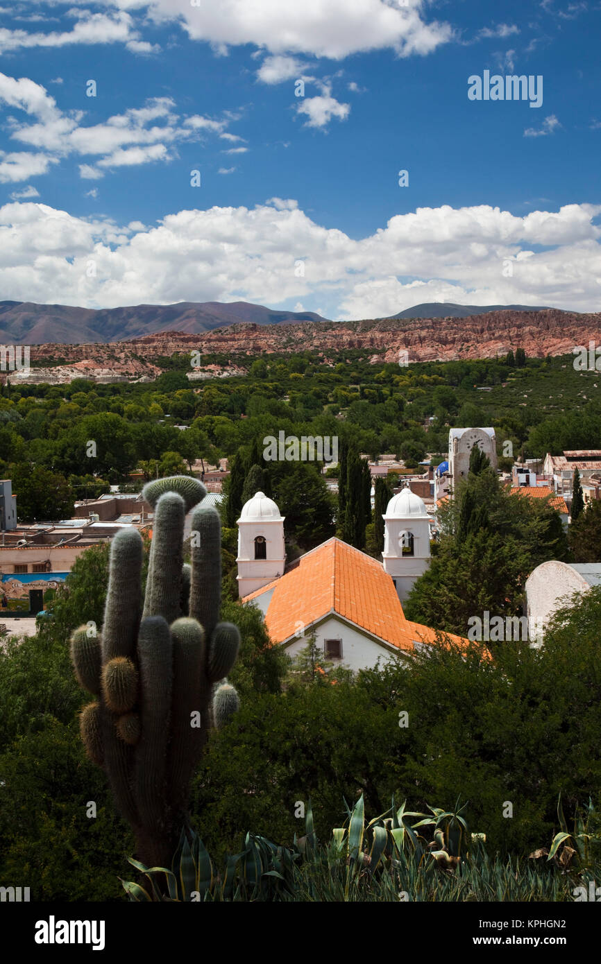 Argentine, Province de Jujuy, Humahuaca. La ville de Monument de l'indépendance. Banque D'Images