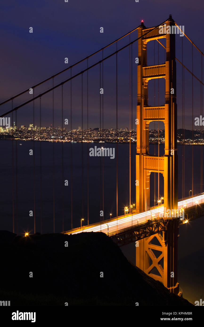 États-unis, Californie, San Francisco, Golden Gate National Recreation Area, le Golden Gate Bridge, le soir Banque D'Images