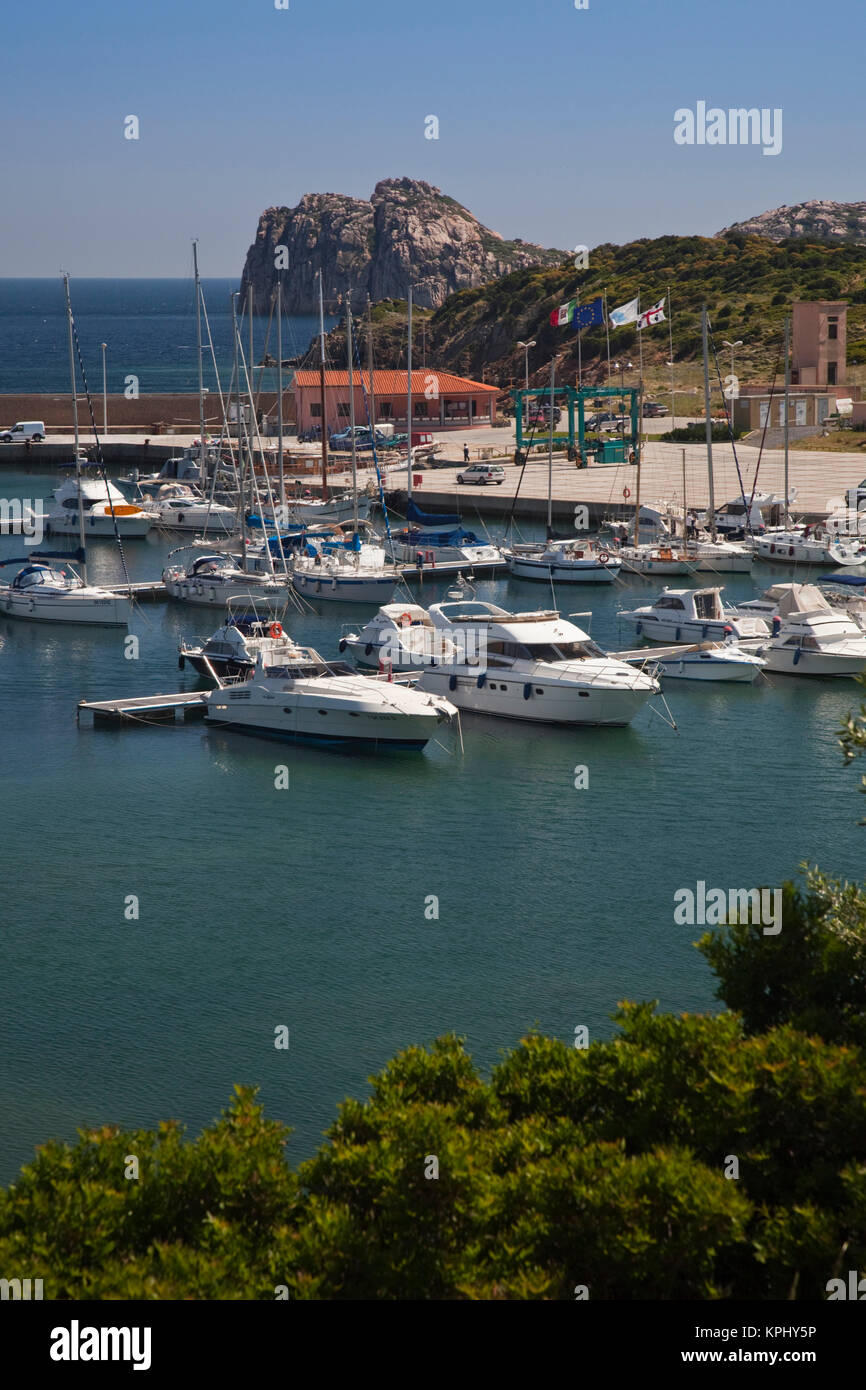 Italie, Sardaigne, Teulada. Porto di Teulada yacht marina. Banque D'Images