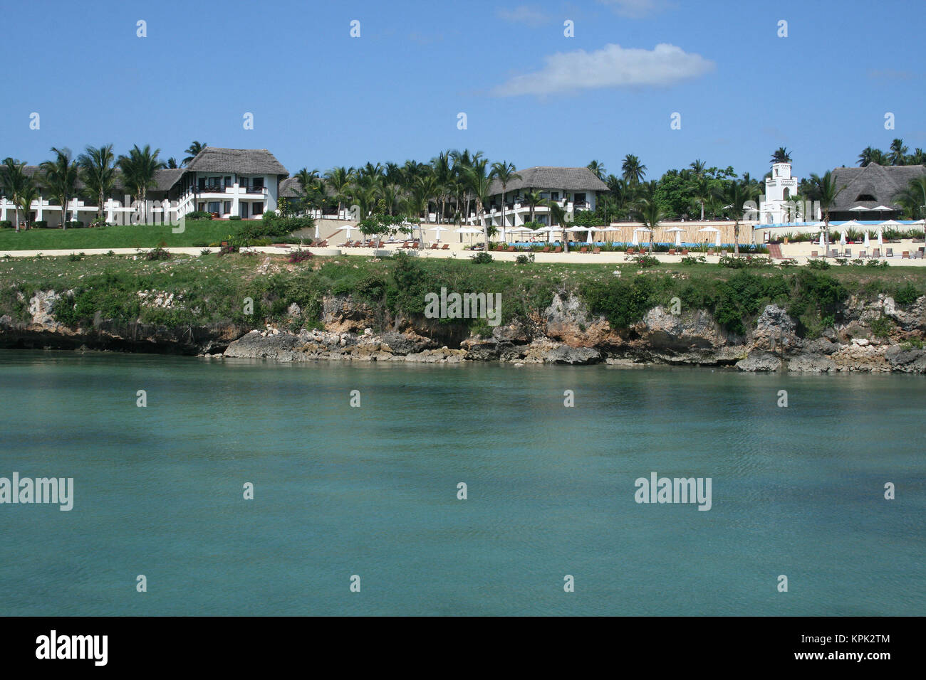 Avis de l'hôtel chalets de la jetée, l'hôtel Sea Cliff, Zanzibar, Tanzanie. Banque D'Images