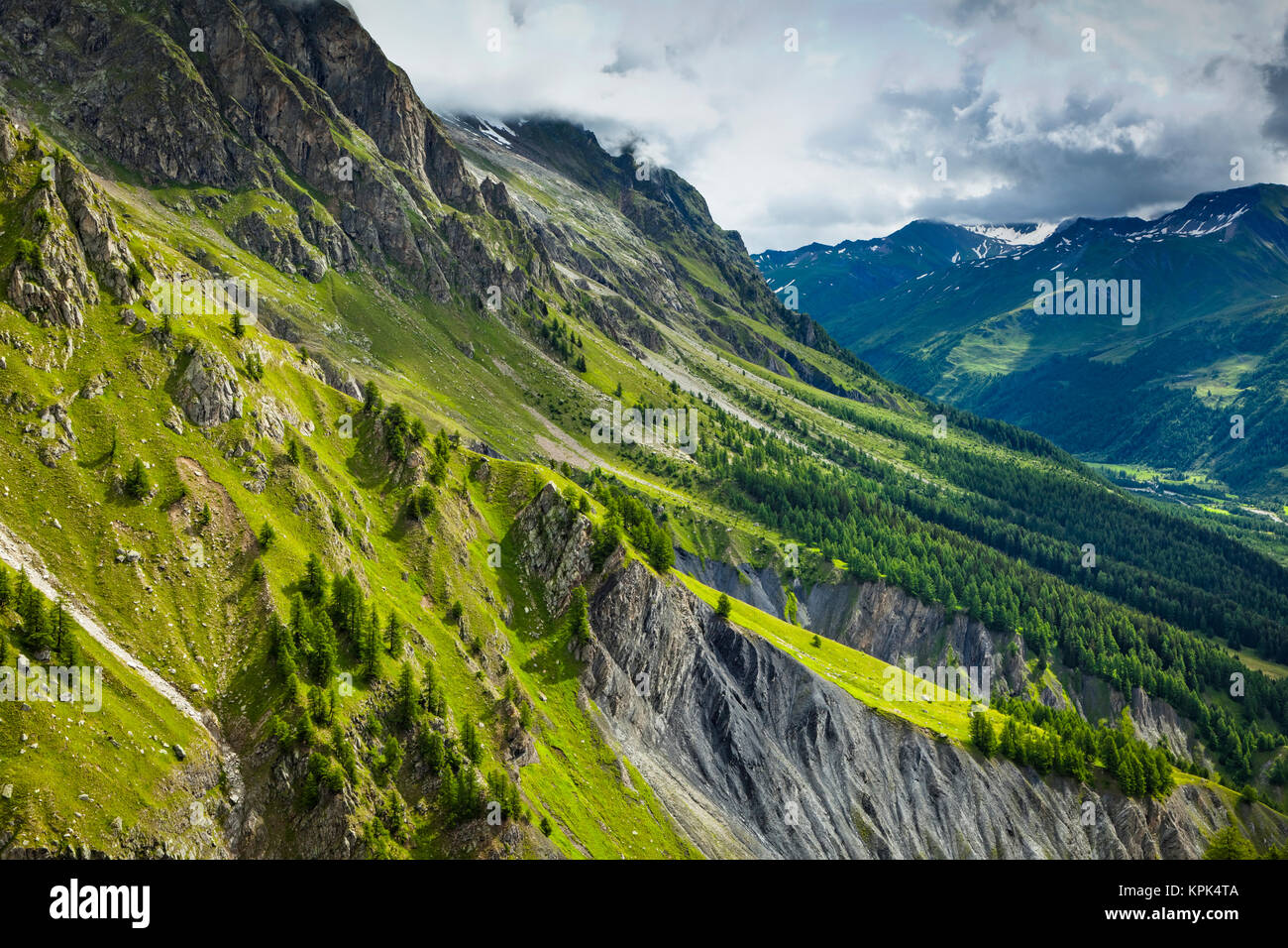 Paysage alpin de Mont Blanc et Val Ferret, vu de Pavillon du Mont Frety, Funivie Monte Bianco, Courmayeur, vallée d'aoste, Italie Banque D'Images