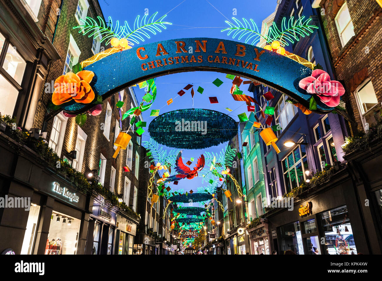 Carnaval de Noël, Décorations Carnaby Carnaby Street, Londres, Angleterre, Royaume-Uni. Banque D'Images