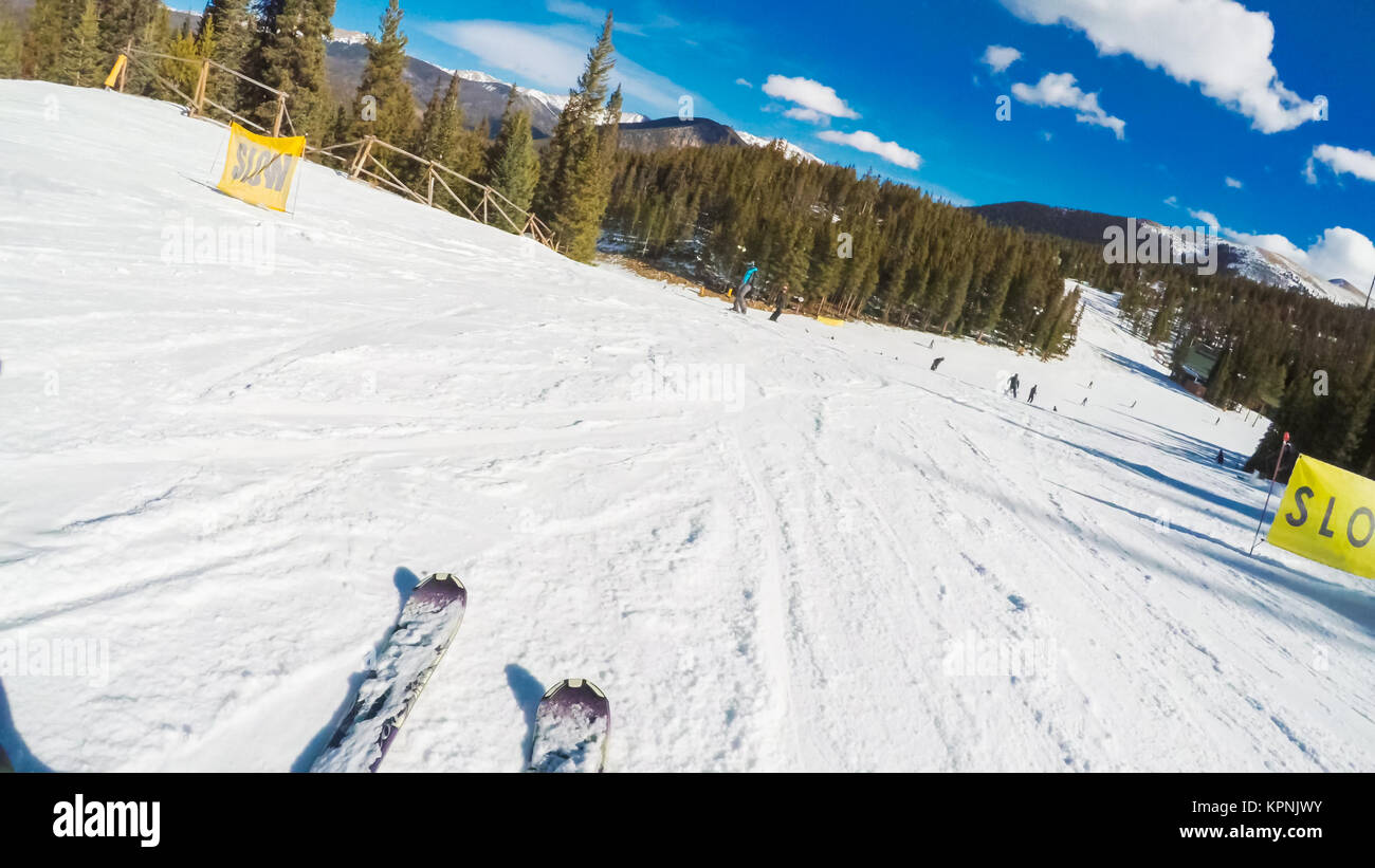 POV point de vue. Colorado Ski Rokies au début de la saison de ski. Banque D'Images