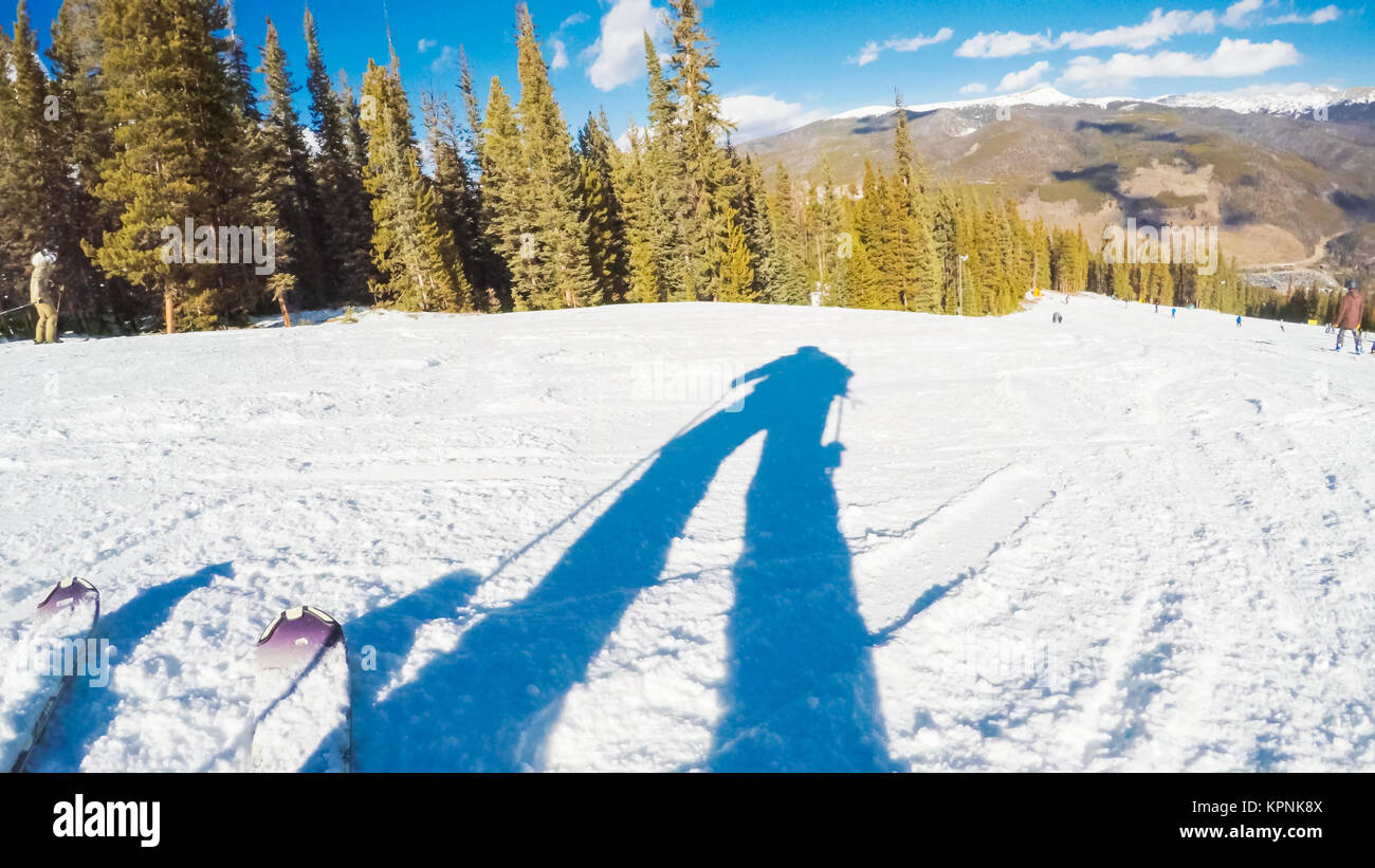 POV point de vue. Colorado Ski Rokies au début de la saison de ski. Banque D'Images