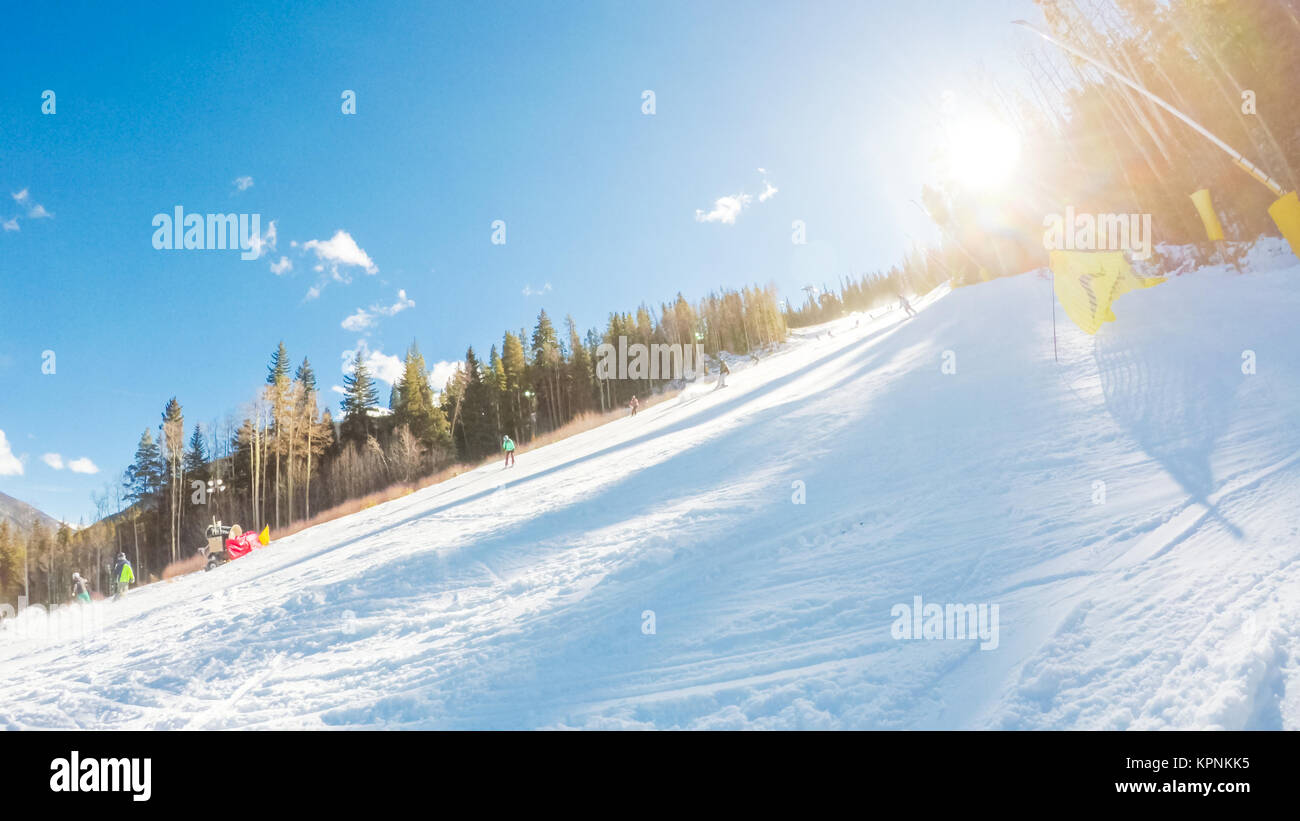 POV point de vue. Colorado Ski Rokies au début de la saison de ski. Banque D'Images