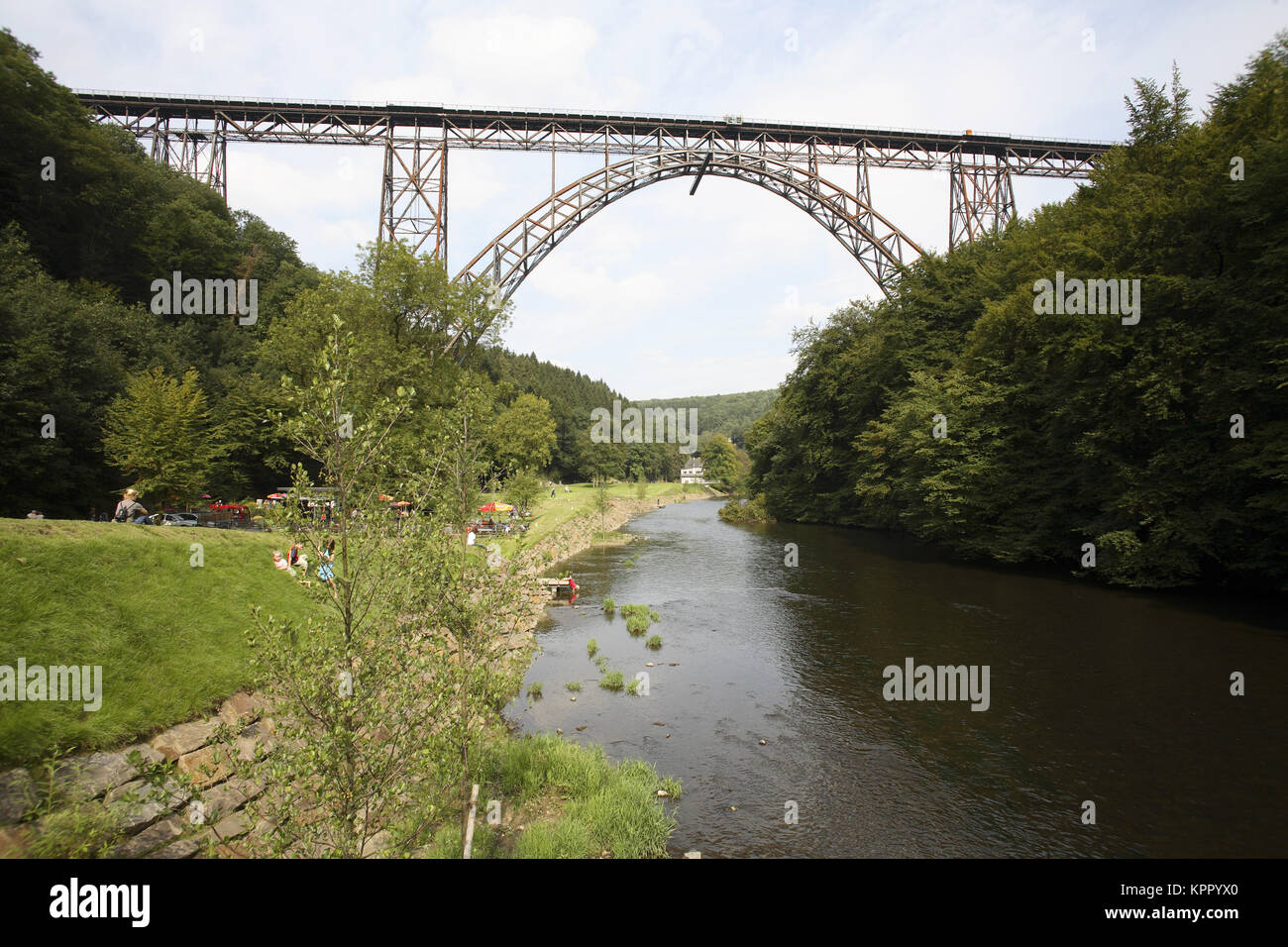 L'Allemagne, la région de Bergisches Land, le Muengstener bridge près de Solingen. France, région du Bergisches Land, die Bruecke Muengstener bei Solingen. Banque D'Images