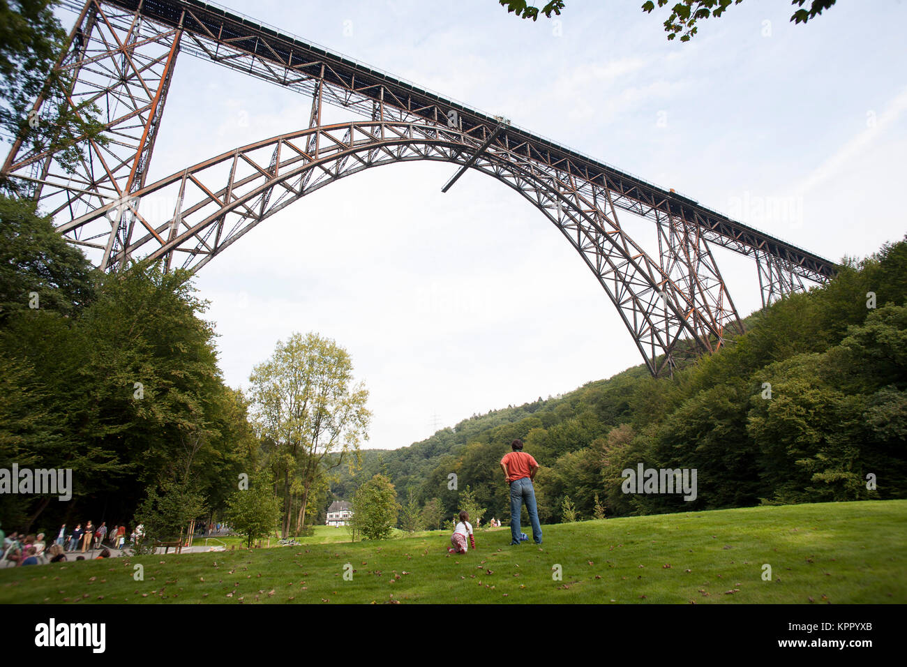 L'Allemagne, la région de Bergisches Land, le Muengstener bridge près de Solingen. France, région du Bergisches Land, die Bruecke Muengstener bei Solingen. Banque D'Images