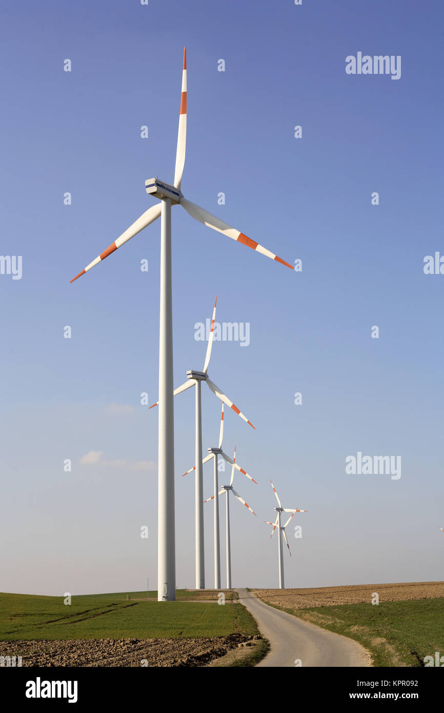 L'Allemagne, l'énergie éolienne des usines près de Plochingen. Deutschland, bei Windkraftanlagen Bergneustadt. Banque D'Images