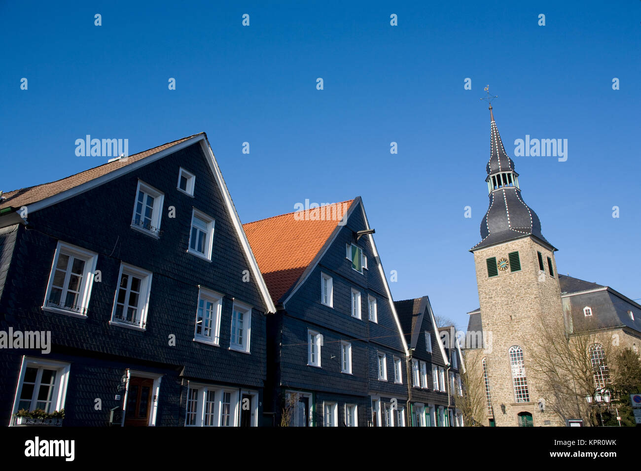 L'Europe, l'Allemagne, région de Bergisches Land, la partie ancienne de Hueckeswagen, Paulus church. Europa, Deutschland, région du Bergisches Land, Altstadt von Hueckeswagen Banque D'Images