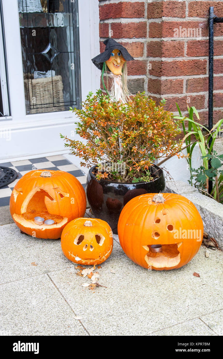 Les citrouilles sculptées, Halloween, trick or treat, concept, lanternes, sculpte la sculpture de citrouille halloween, jack-o-lanternes Banque D'Images