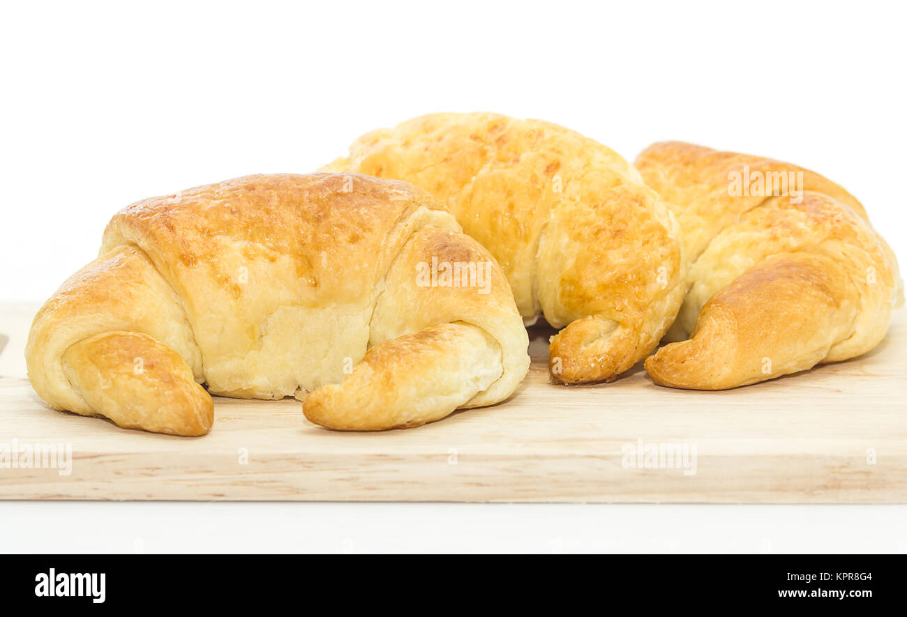 Croissant frais isolated on white Banque D'Images