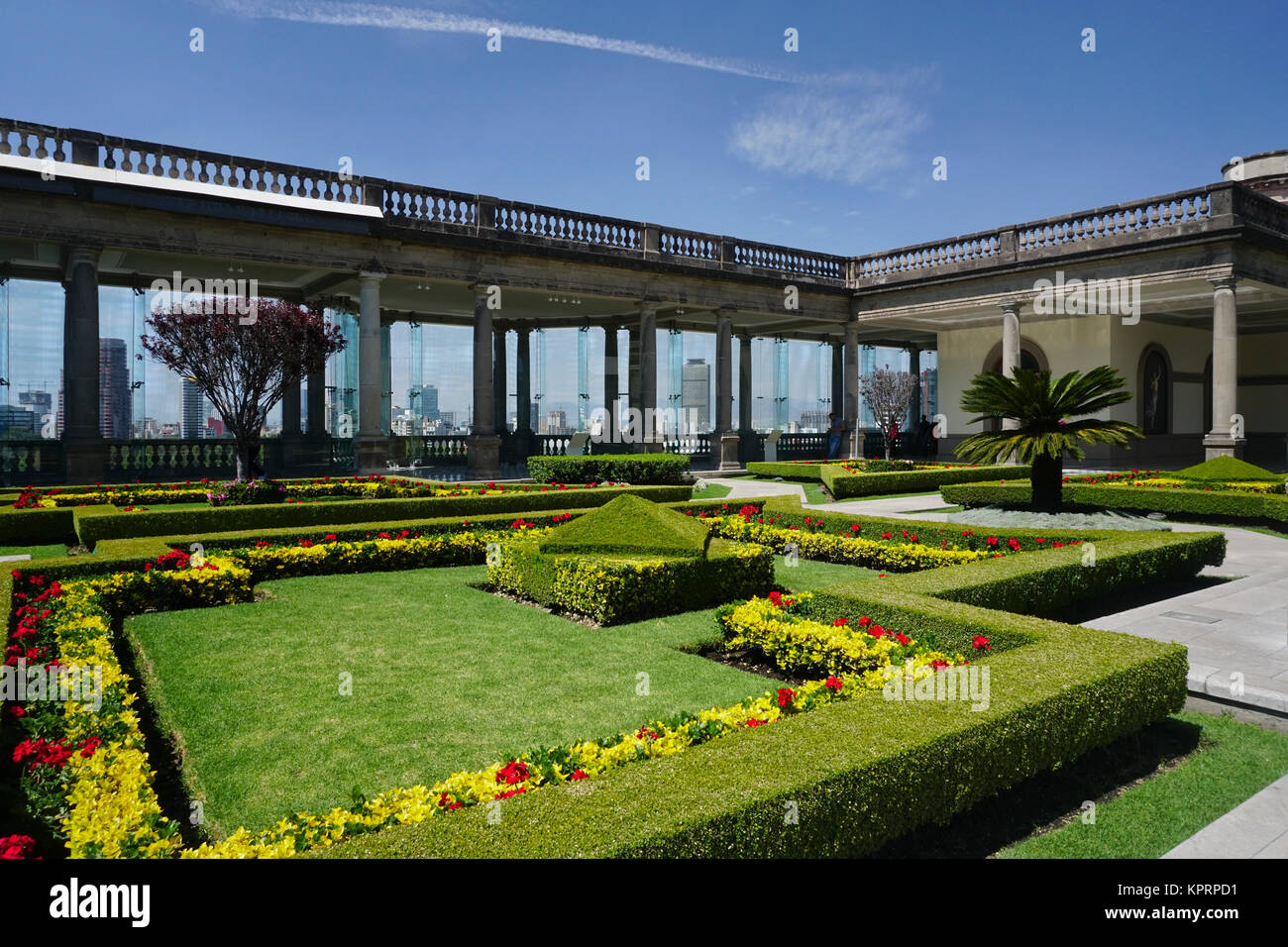 Le jardin, (El Jardin) Château de Chapultepec dans le parc de Chapultepec, Mexico, Mexique Banque D'Images