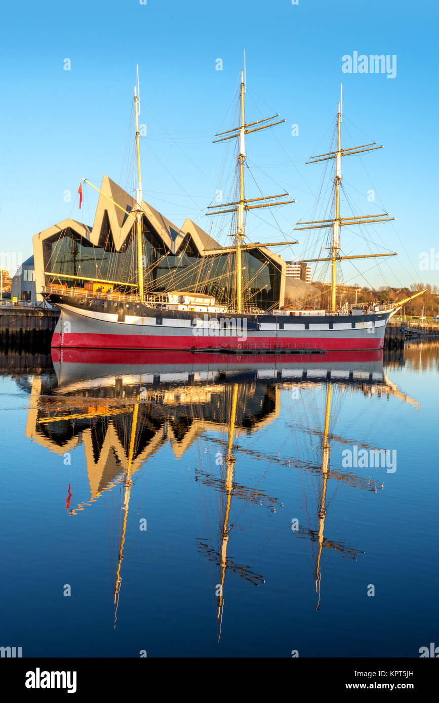 Glasgow Riverside Museum & Le grand voilier (Glenlee) Banque D'Images