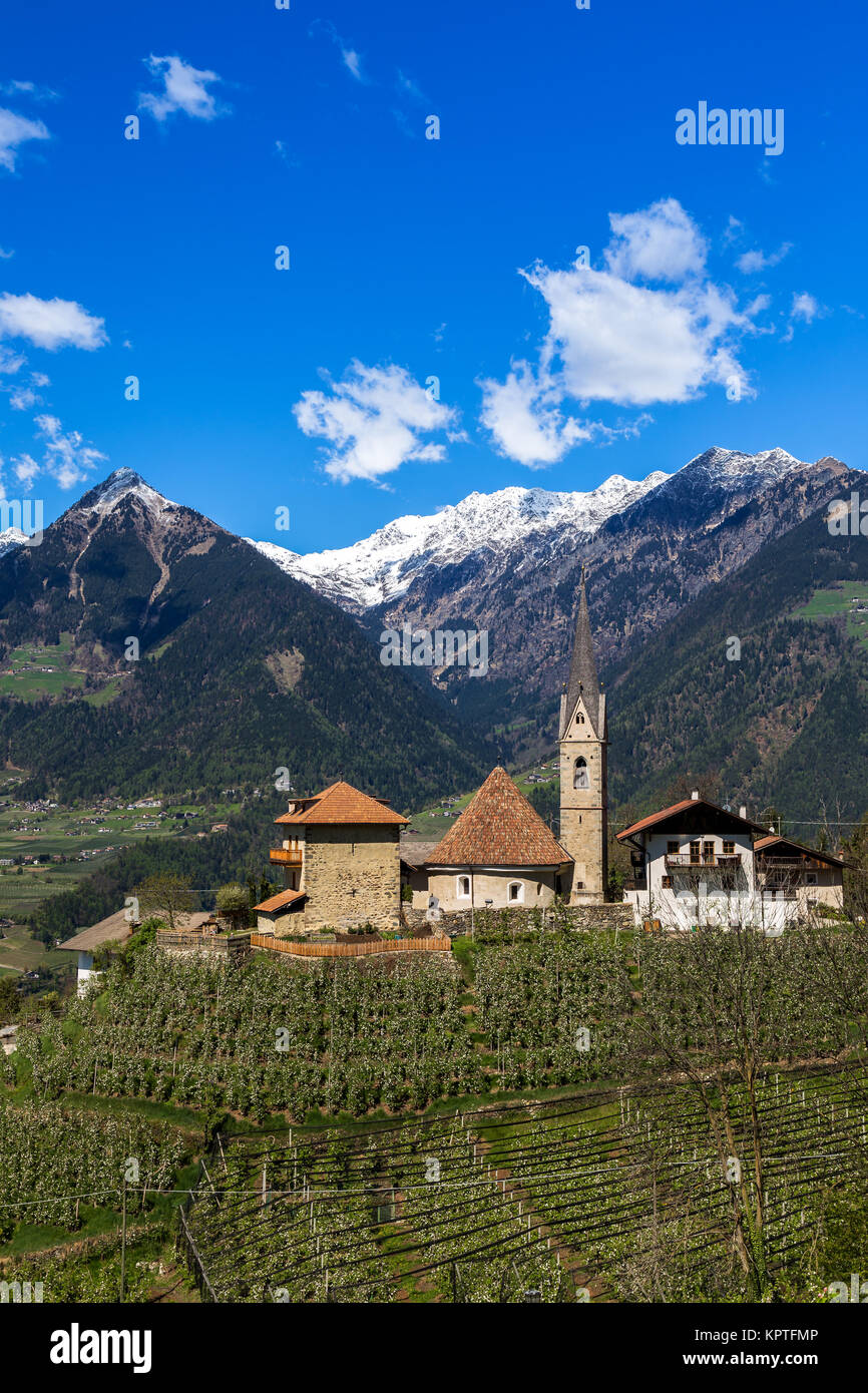 Église ronde de Saint-Georgen près de Schenna, Merano, Tyrol du Sud Banque D'Images
