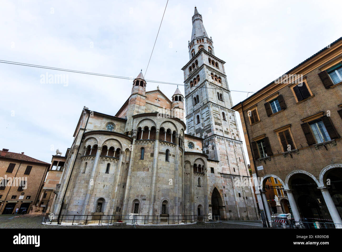 Le Duomo di Modena, une cathédrale catholique romaine dans la ville de Modène, en Italie. Un site du patrimoine mondial depuis 1997 Banque D'Images