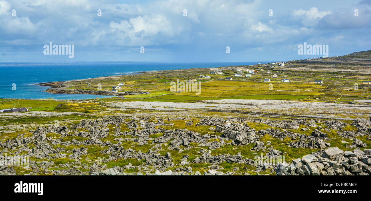 Vue panoramique de l'Inishmore, Îles d'Aran, en Irlande. Banque D'Images