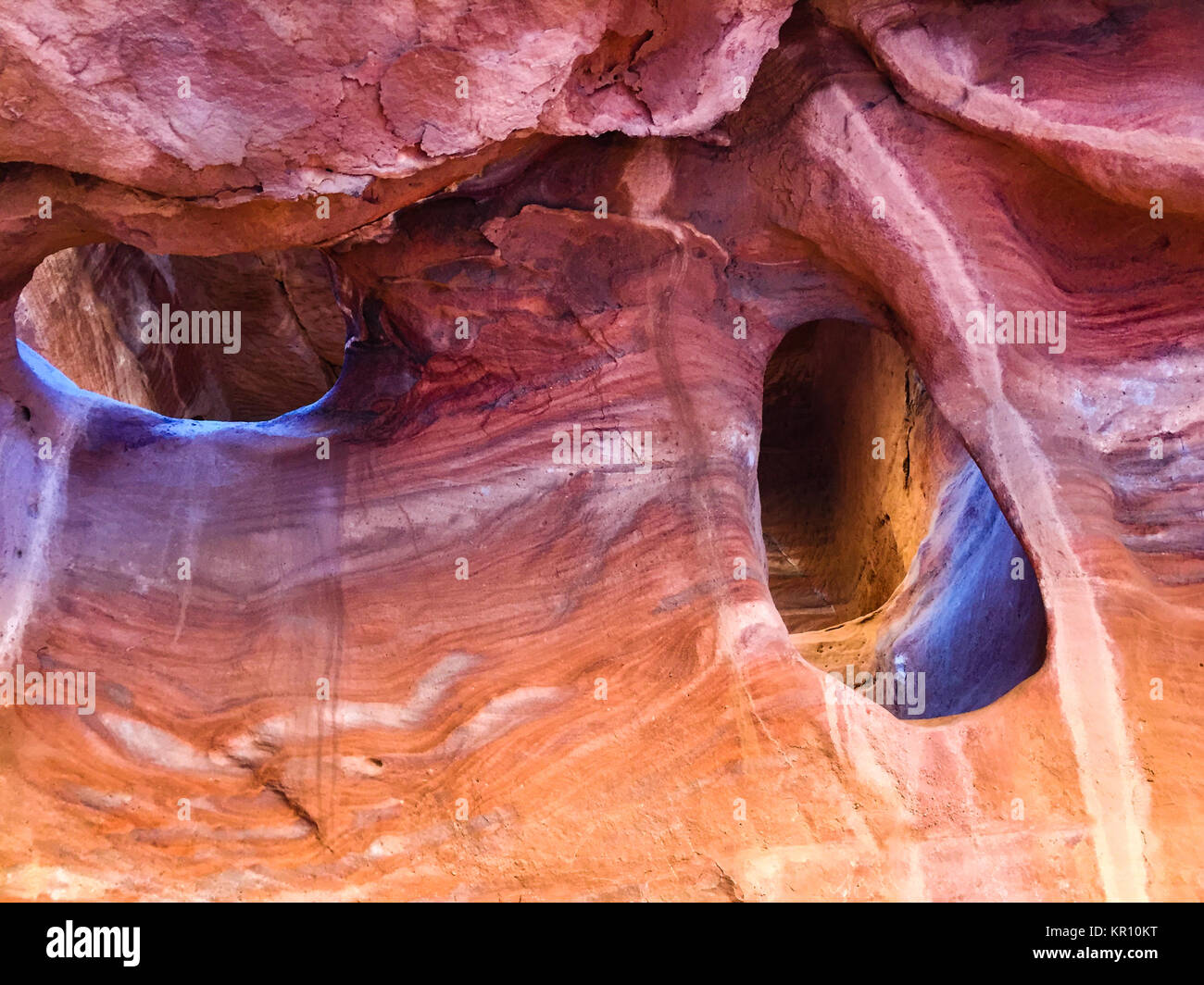 Les roches rouges colorés à Petra, Jordanie Banque D'Images