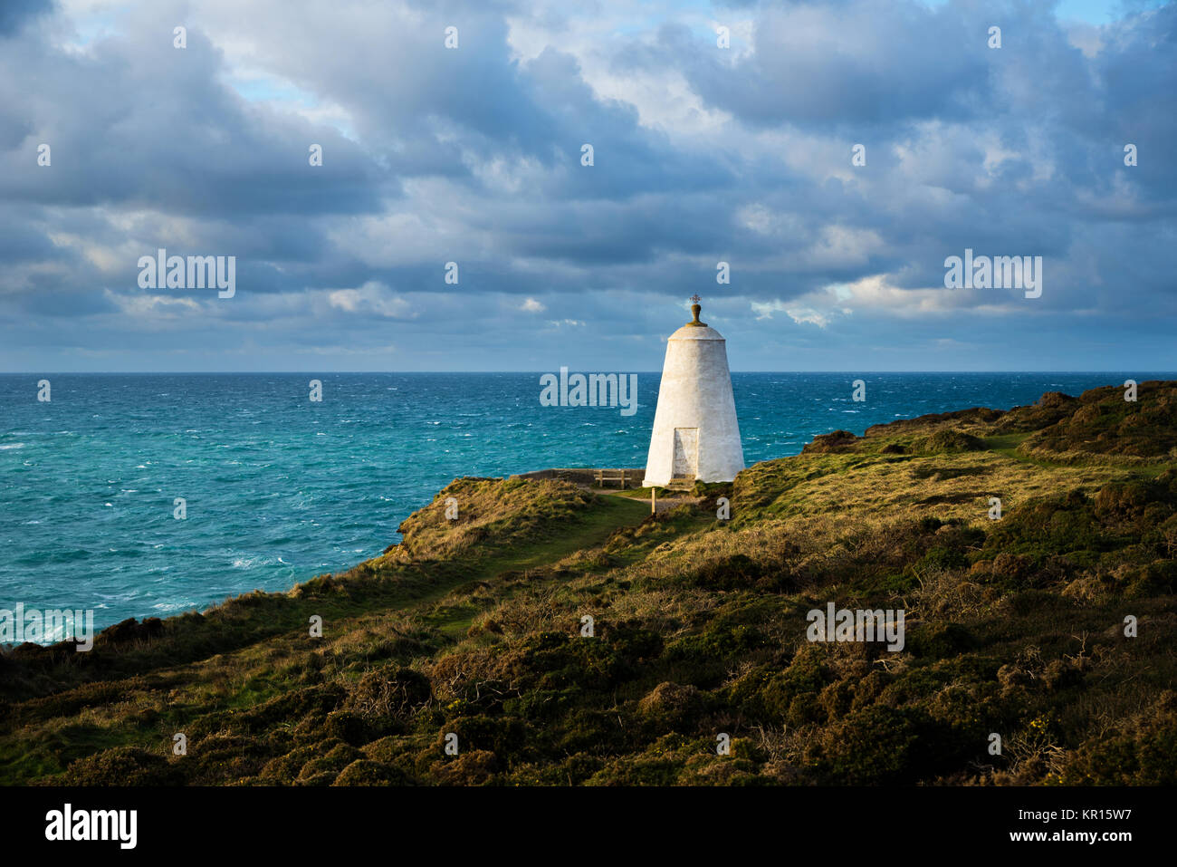 Le Pepperpot fluorescent à Portreath, Cornwall, UK sur une après-midi ensoleillée d'automne Banque D'Images
