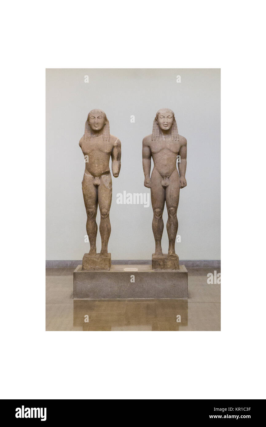 Des statues de Kouri, Kleovis en Viton et musée archéologique de Delphes en Grèce Banque D'Images