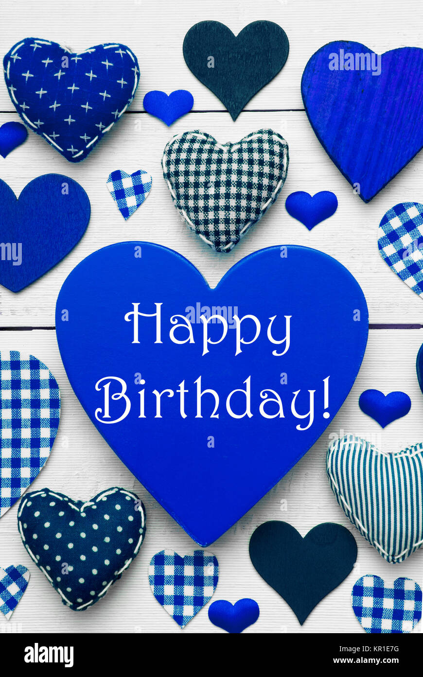 Coeur Bleu Texture Verticale Avec Le Texte Anglais Joyeux Anniversaire Fond En Bois Blanc Coeurs De Textiles Qui Sont En Pointille Et Raye Carte De Souhaits Avec Felicitations Photo Stock Alamy Coeur Bleu Texture Verticale Avec Le Texte Anglais Joyeux Anniversaire Fond En Bois Blanc Coeurs De Textiles Qui Sont En Pointille Et Raye Carte De Souhaits Avec Felicitations Photo Stock Alamy