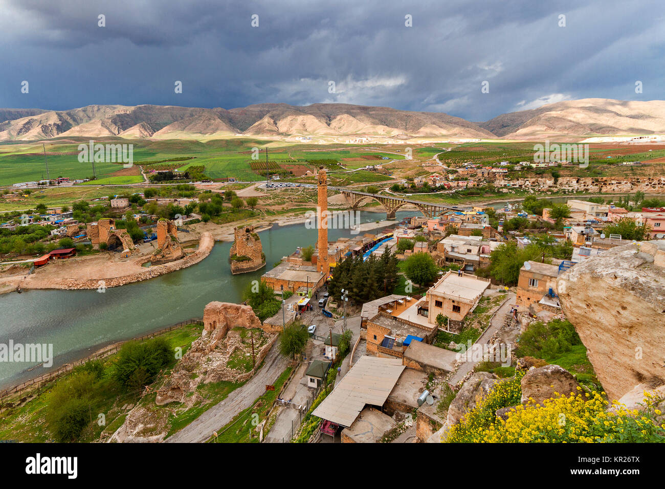 Ancienne ville de Hasankeyf en Turquie. La ville passe sous l'eau du réservoir d'un barrage en construction sur le tigre. Banque D'Images