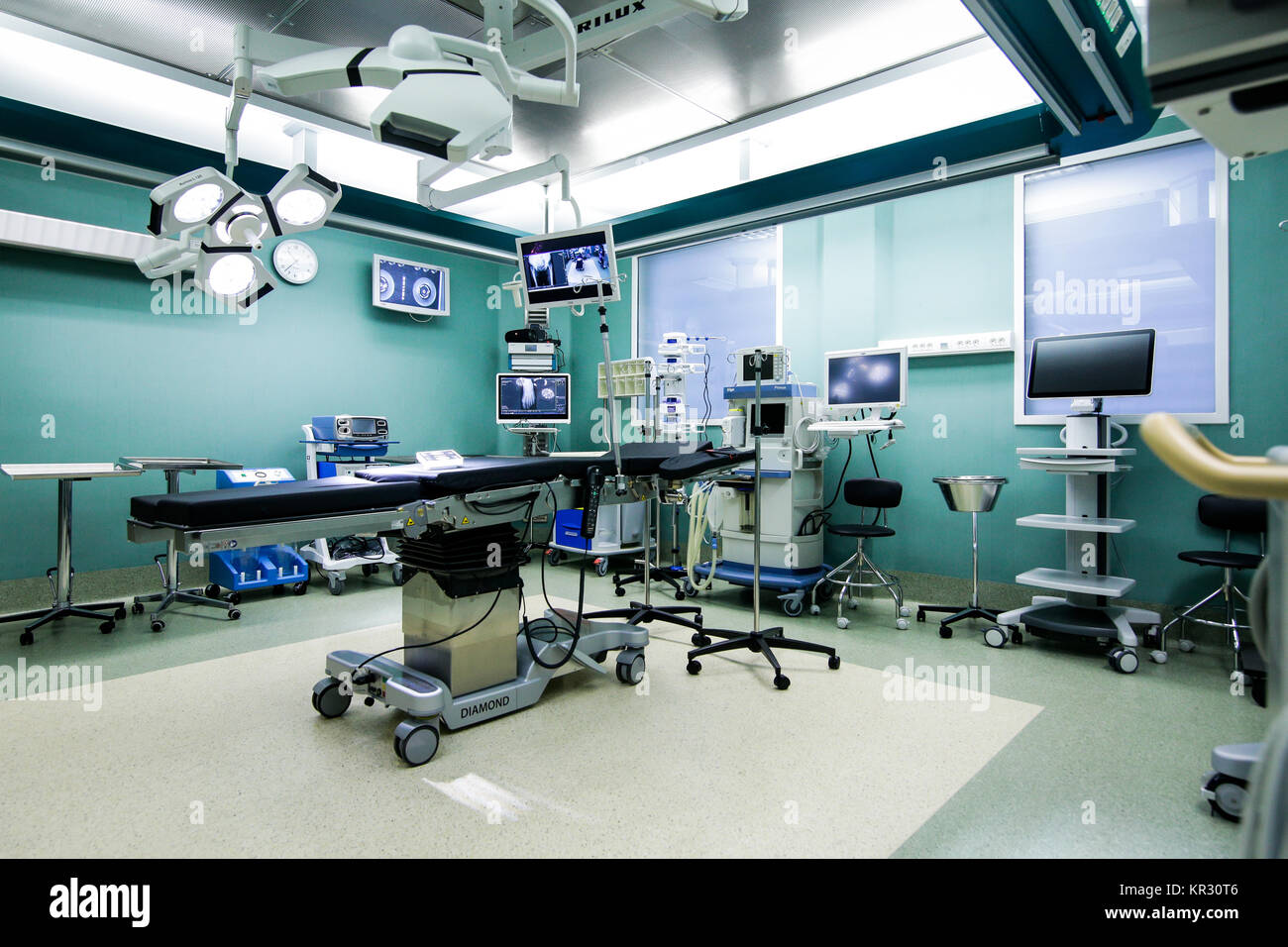 Salle d'opération dans un hôpital orthopédique Banque D'Images