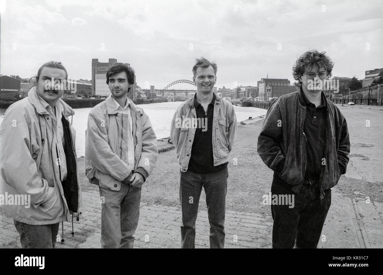 Viz comic créateurs Chris Donald Graham, Dury, Thorp et Simon Simon Donald, photographié en décembre 1989 Banque D'Images