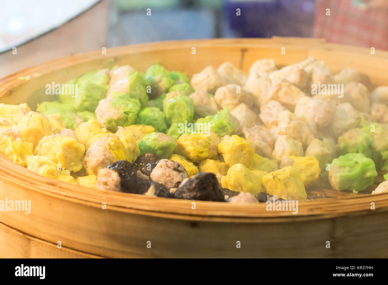 La vapeur chinois Dumpling in pot Banque D'Images