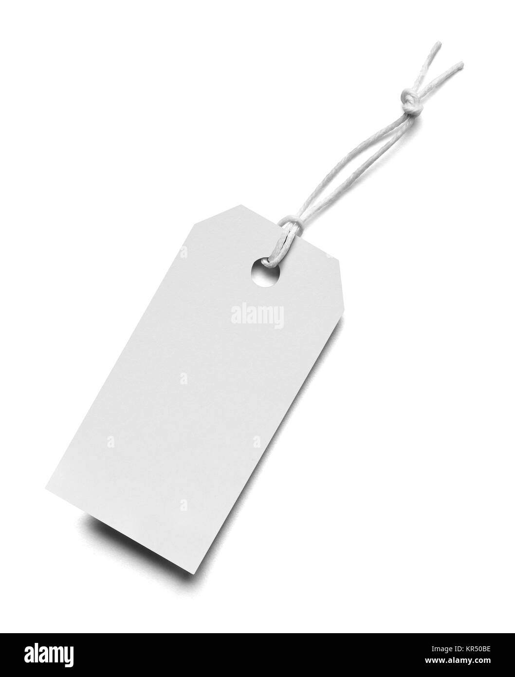 Gros plan d'une étiquette de prix note sur fond blanc Banque D'Images