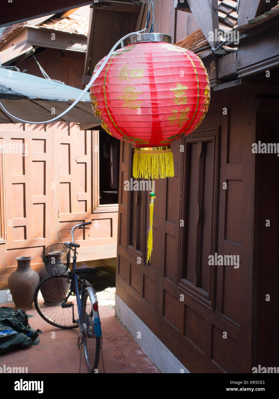 Thai lantern Banque de photographies et d'images à haute résolution - Alamy