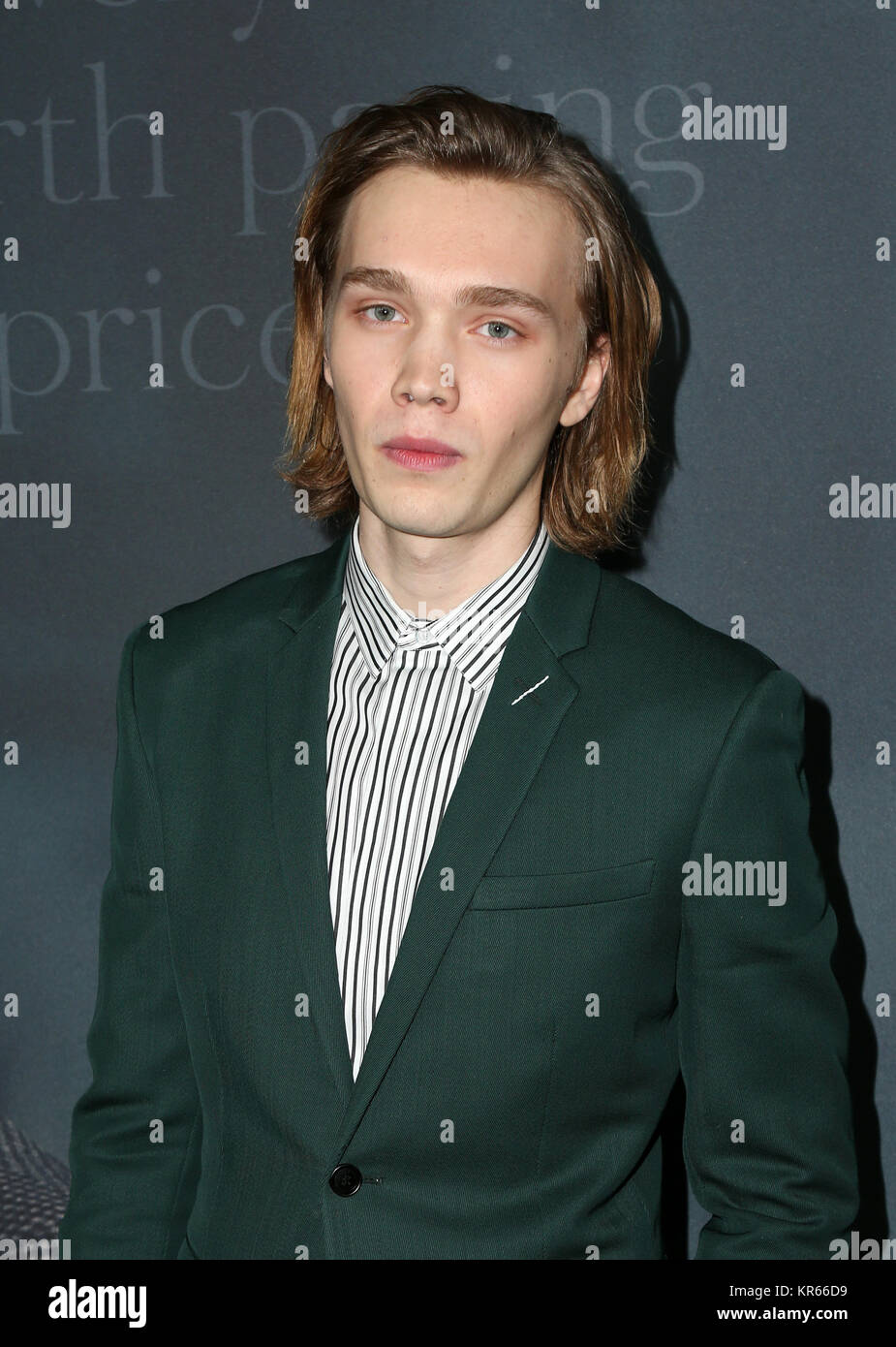 Los Angeles, Ca. Dec 18, 2017. Charlie Plummer, pour Premiere de Sony Pictures Entertainment's 'tout l'argent dans le monde" au Samuel Goldwyn Theatre, à Los Angeles, Californie le 18 décembre 2017. Credit : Faye Sadou/media/Alamy Punch Live News Banque D'Images