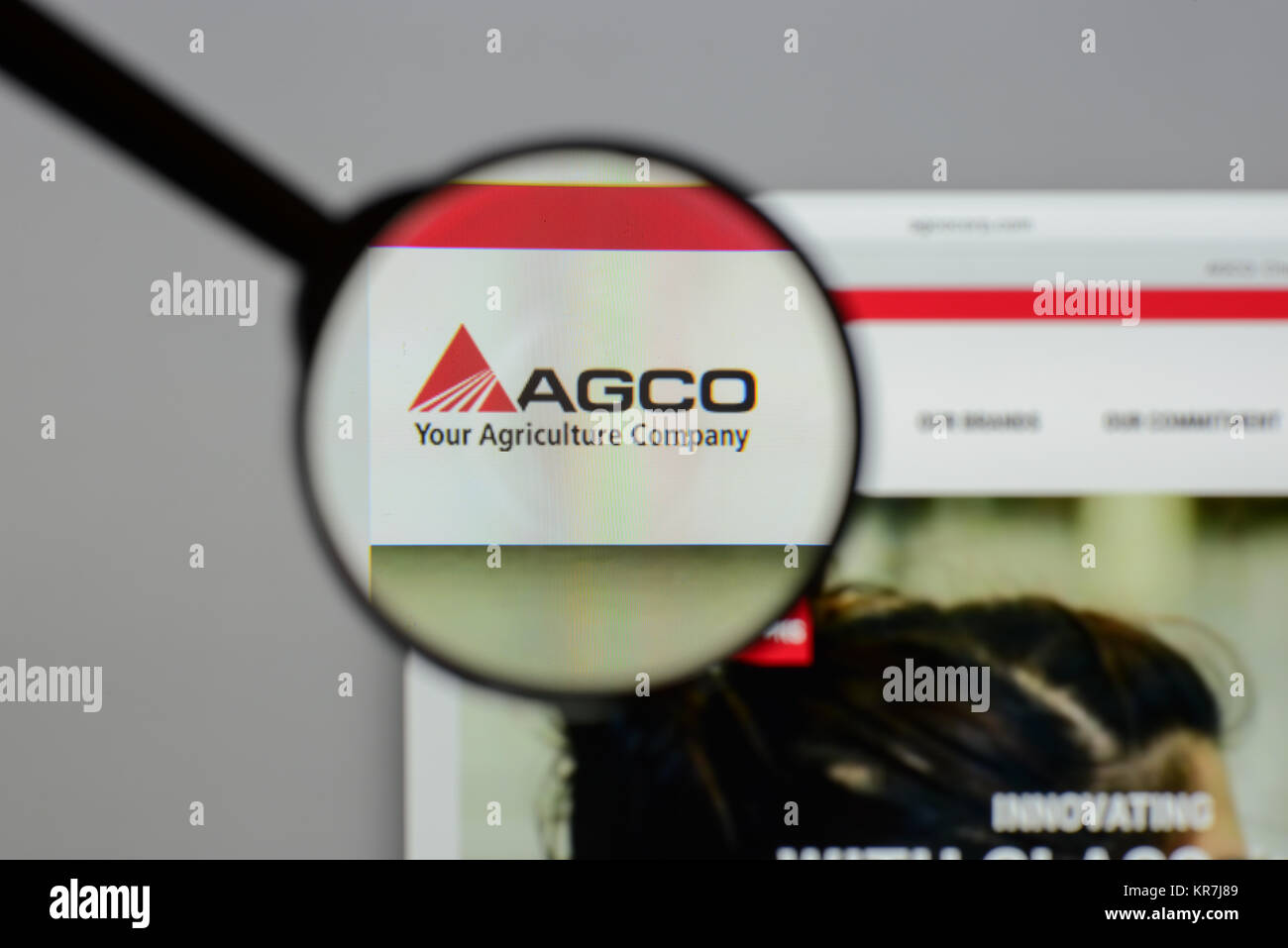 Milan, Italie - 10 août 2017 : AGCO accueil du site. C'est un fabricant de matériel agricole. Logo AGCO visible. Banque D'Images