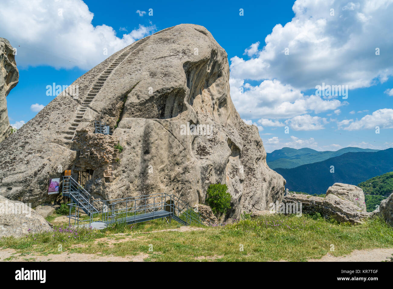 Vue panoramique sur les Dolomites Lucane, dans la province de Potenza, Basilicate. Banque D'Images