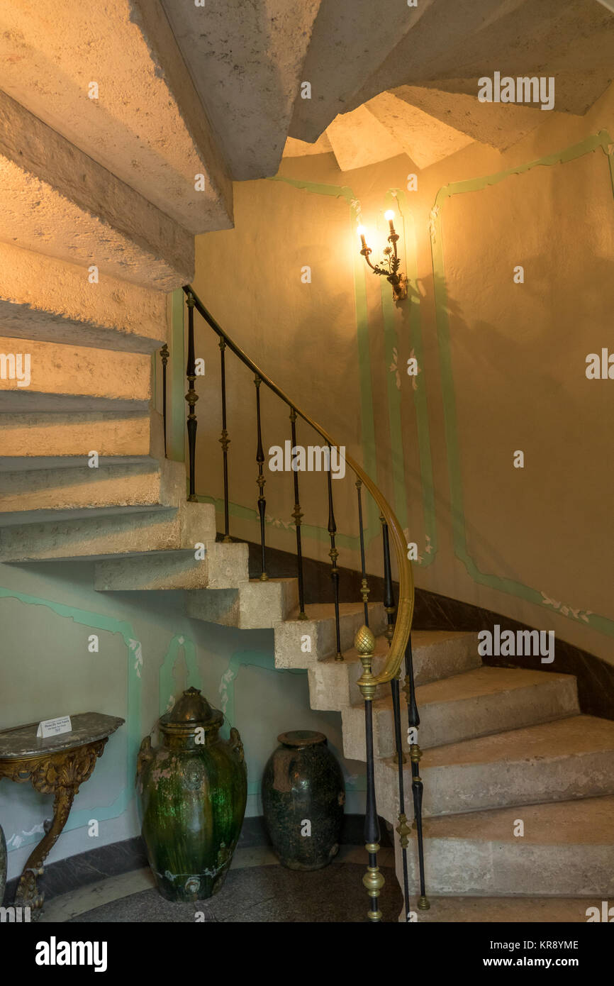 Tailler l'escalier en spirale de corail au musée Vizcaya, Floride Banque D'Images