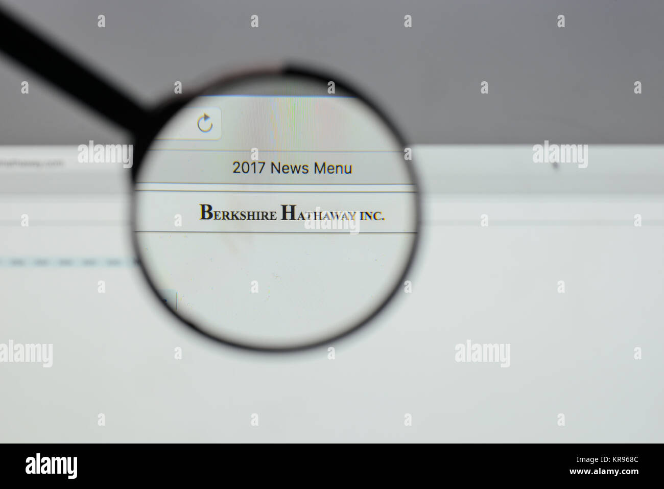Milan, Italie - 10 août 2017 : Berkshire Hathaway logo sur la page d'accueil du site. Banque D'Images