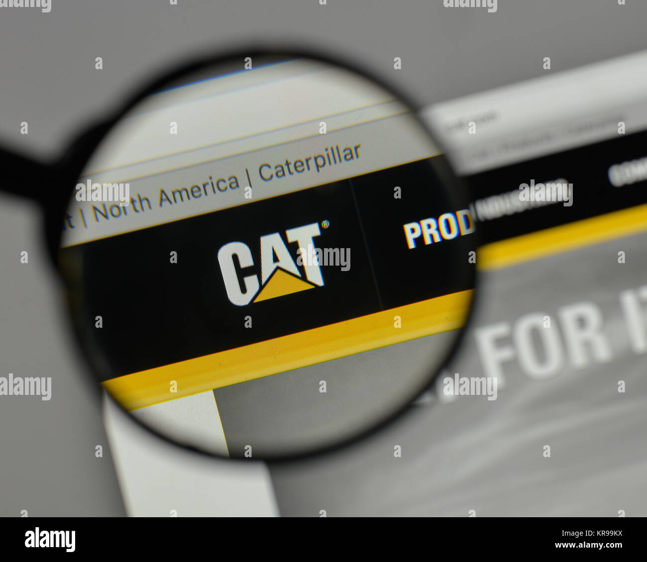 Milan, Italie - 10 août 2017 : logo Caterpillar sur la page d'accueil du site. Banque D'Images
