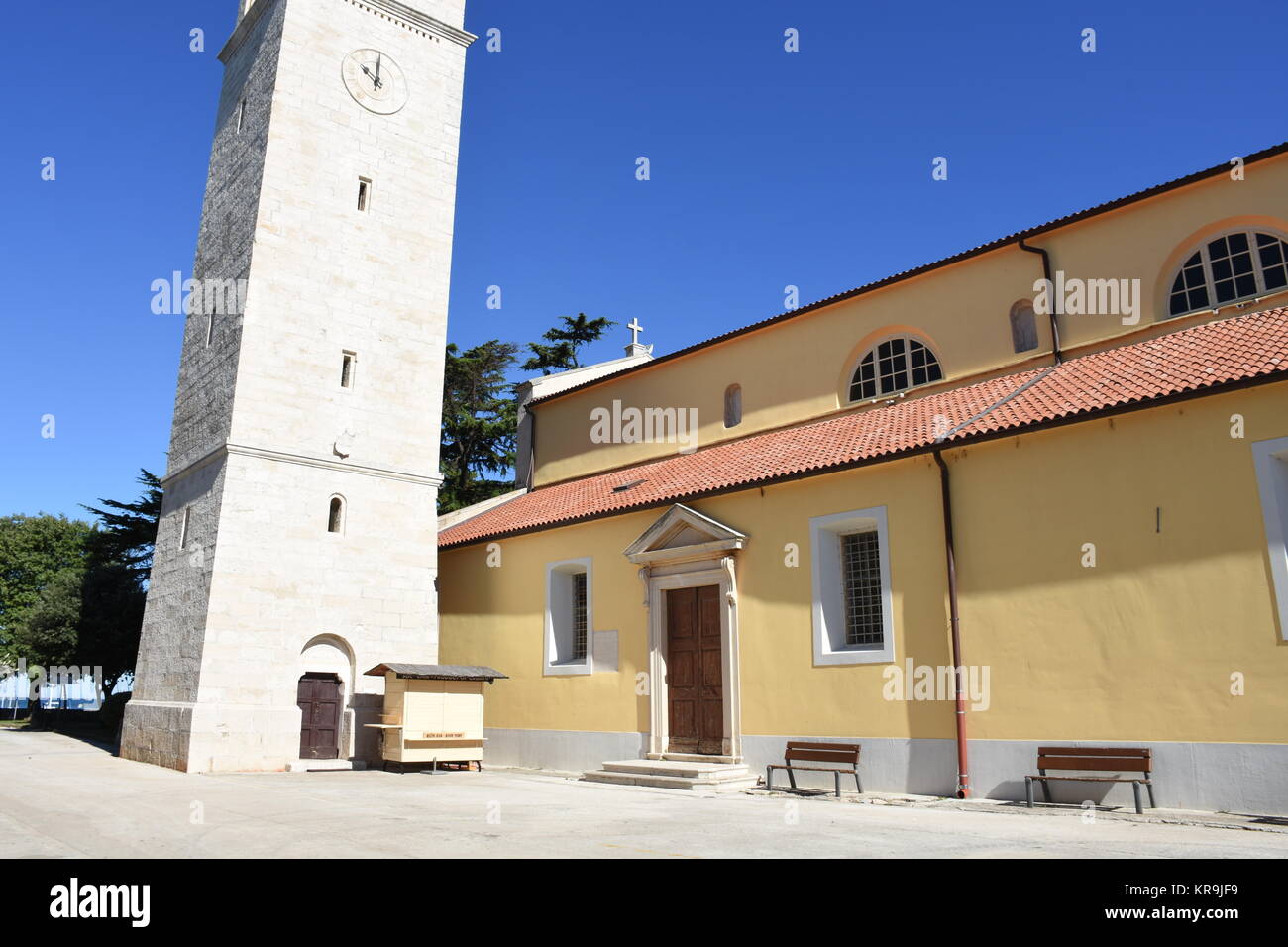 novigrad,ville,église,église de la sainte mère de dieu de carmel,tour d'église,campanile,clocher,monument Banque D'Images